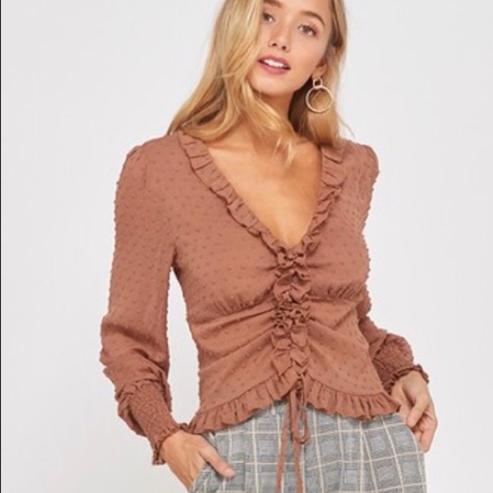 SOLD OUT Swiss dot self-tie top w ruffle collar & sleeves